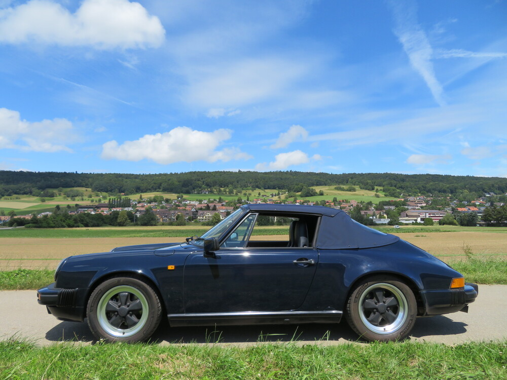 Porsche 911 Carrera 3.2 Cabriolet